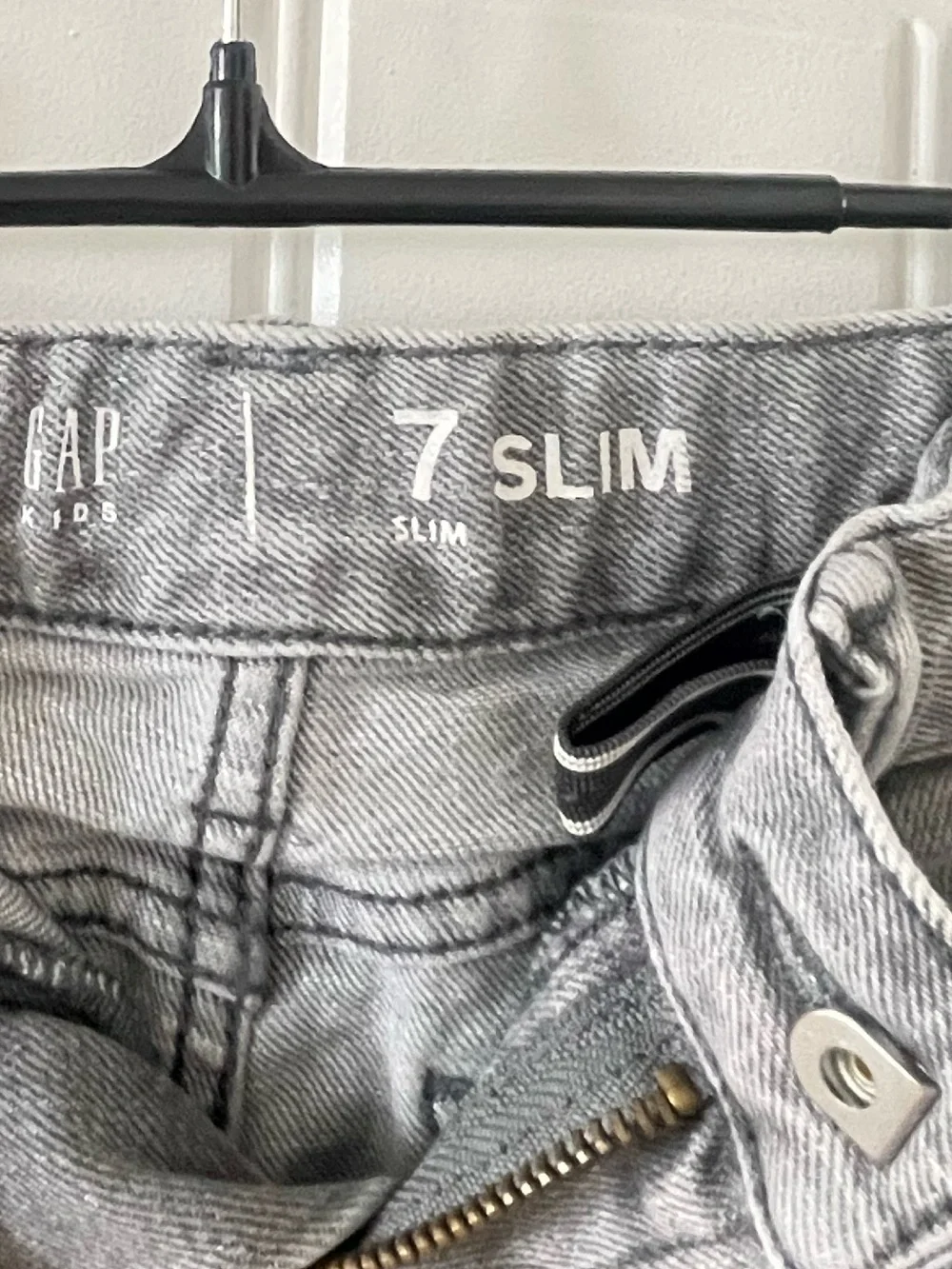 GAP +gap gray